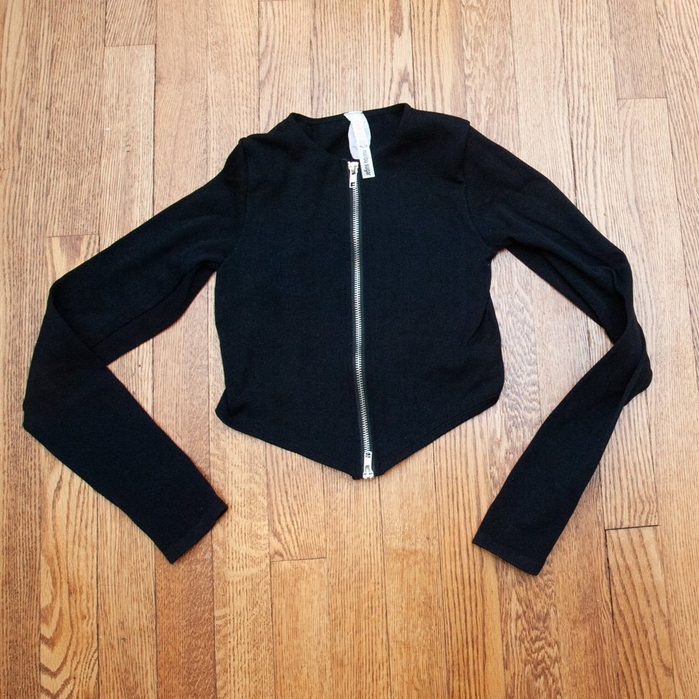 Girls Malibu Sugar Seamless Zip Up Bolero Black Crop Sweater Medium/Large